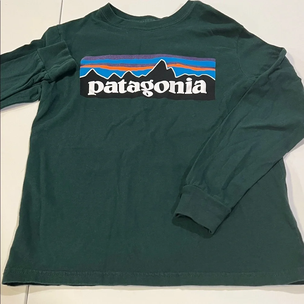 Patagonia - Forest Green Logo Long Sleeve, xs/5-6 child